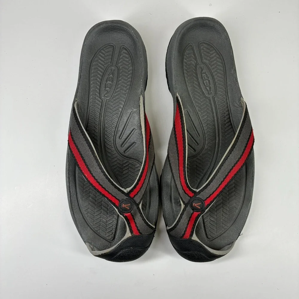 KEEN Waimea H2 Men's US 8.5 Black Red Hybrid Flip Flop Sandals Toe Guard 1002110